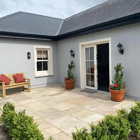 Ferienhaus Yellow Heights Tinahely